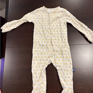 Simply Magnetic Me Yellow Duck Print baby pajama One Piece 0-3 months